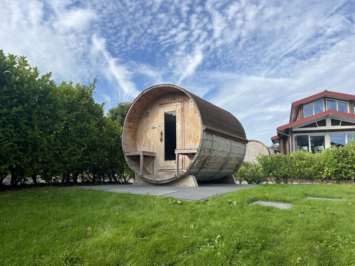 Goudplevier Sauna 10+2 Personen